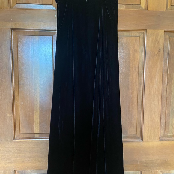 Donna Karen Black velvet full length dress - Picture 4 of 8